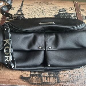 Michael Kors Black Belt Bag Sleek Design